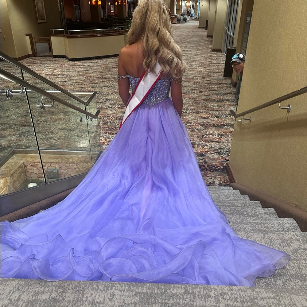 Size 2 Jovani Couture evening gown - Picture 5 of 9